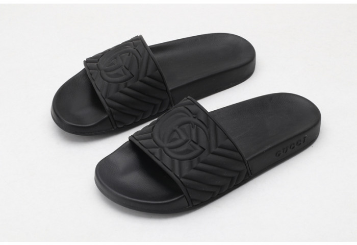 Gucc* Sandal19