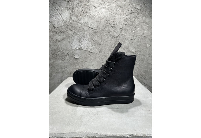 Rick Owen R000039