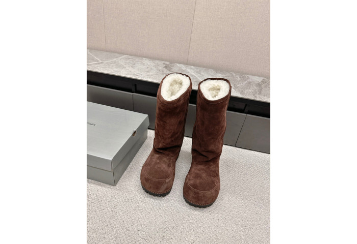 BALENCIAGA BOOT -16