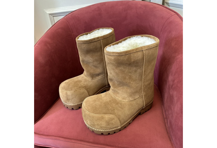 BALENCIAGA BOOT -06