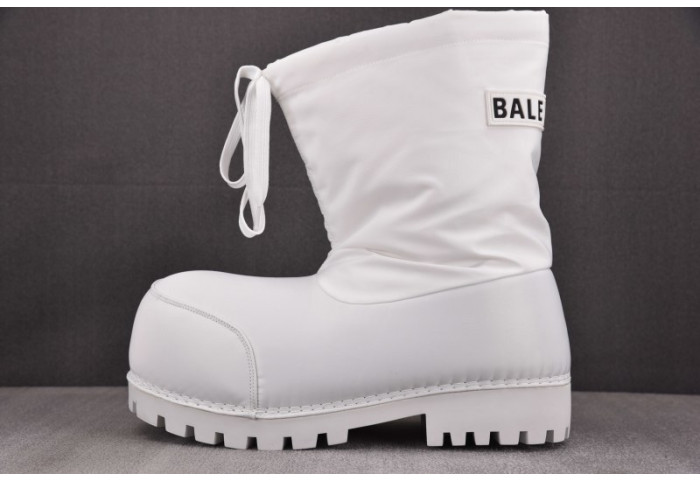 BALENCIAGA BOOT -31