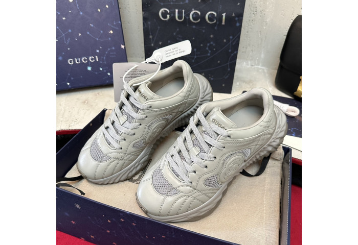 G*u*i sneaker 115
