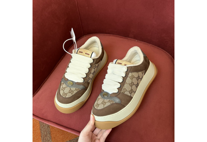 G*u*i sneaker 104