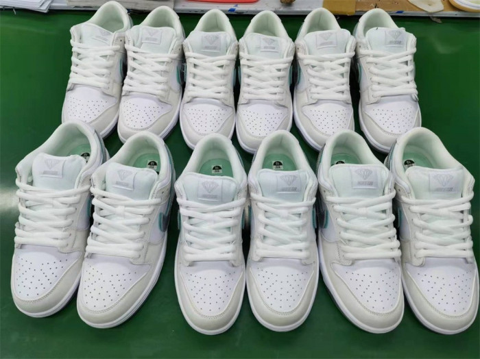 Di*m*nd s*pply co. x dunk low pro sb 