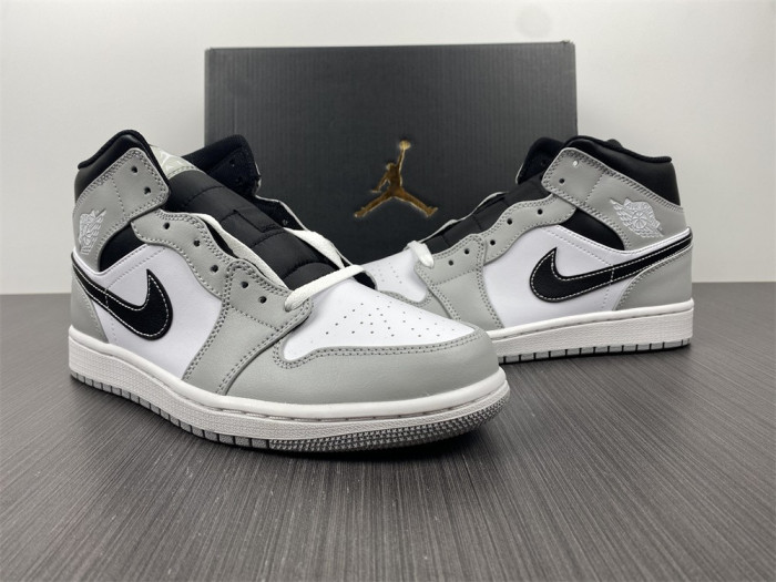 air jordan 1 mid “light smoke grey” 554724-078