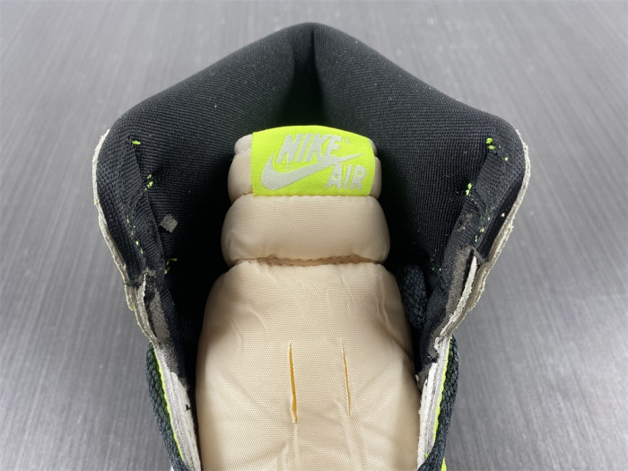 air jordan 1 high og "volt" -555088-702