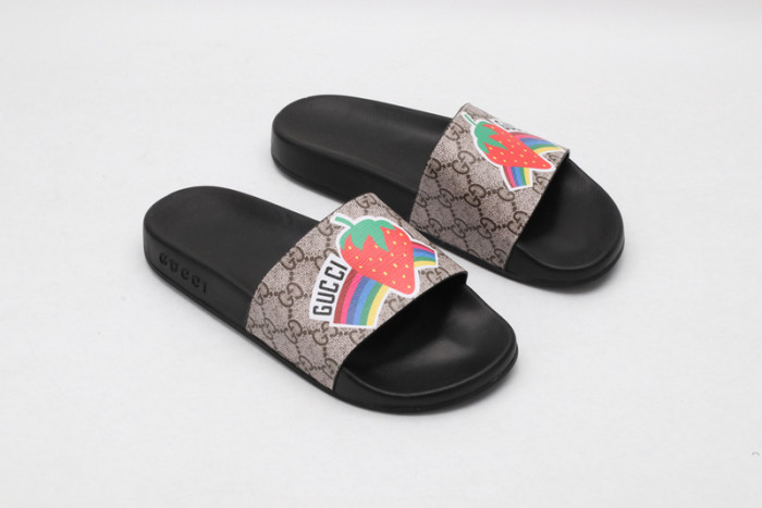 Gucc* Sandal43