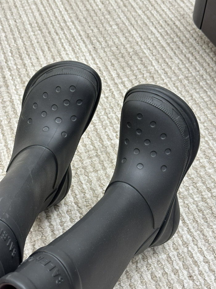 Ba*len*cia*ga boot -01