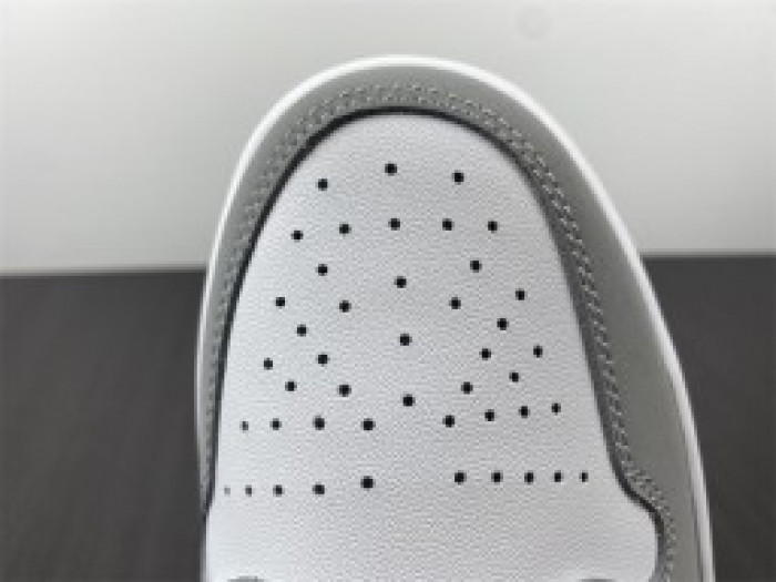 jordan 1 low wolf grey (w)- dc0774-105