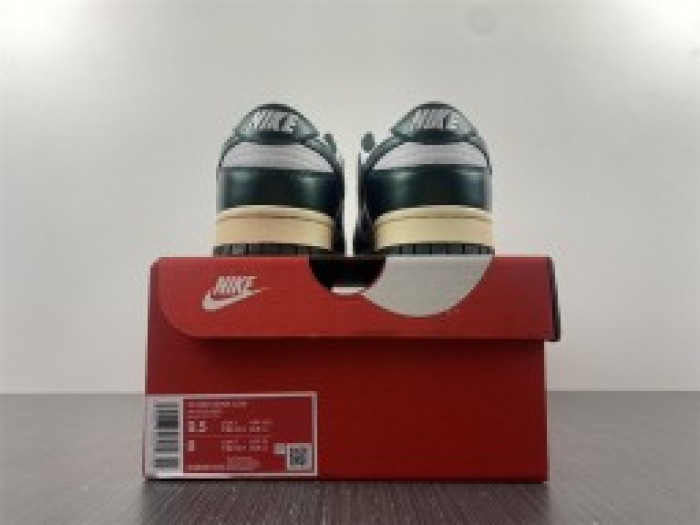 nike dunk low vintage green (w)-dq8580-100