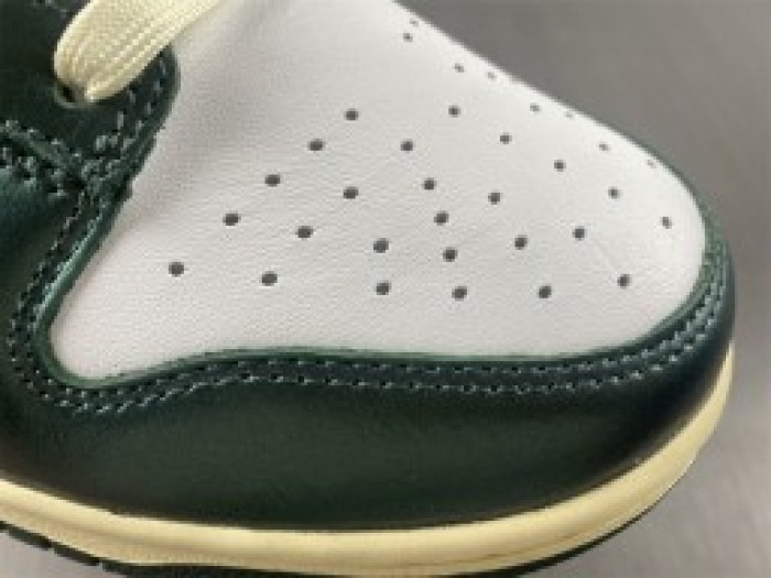 nike dunk low vintage green (w)-dq8580-100