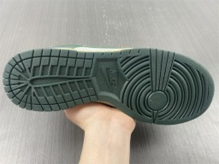 nike dunk low vintage green (w)-dq8580-100