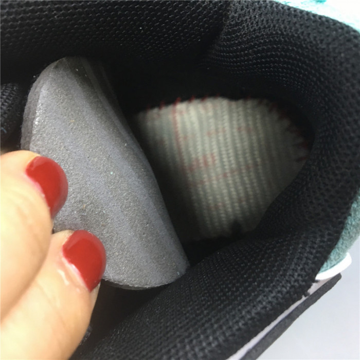 nike air more uptempo gs 