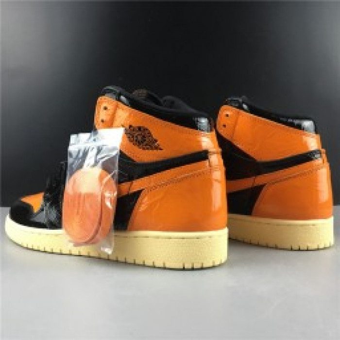 jordan 1 retro high shattered backboard 3.0-555088-028