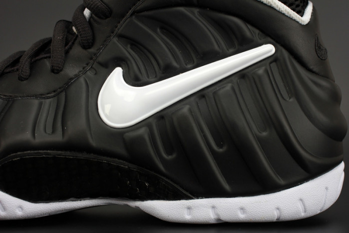 nike air foamposite pro “dr. doom” black/white 624041-006