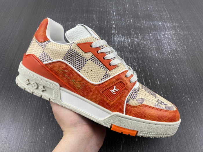 lv snekaers 83