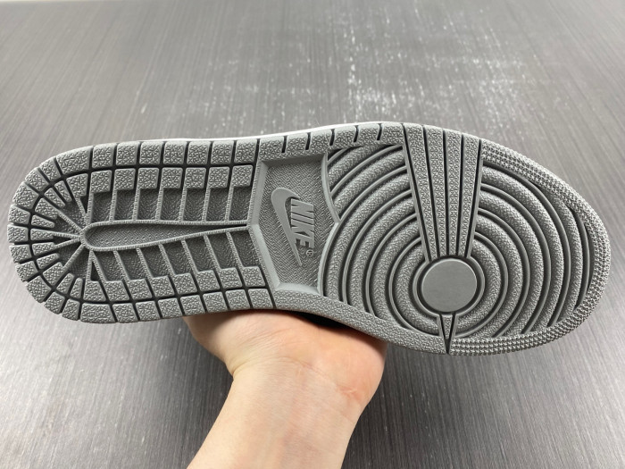 jordan 1 high & daniel arsham grey