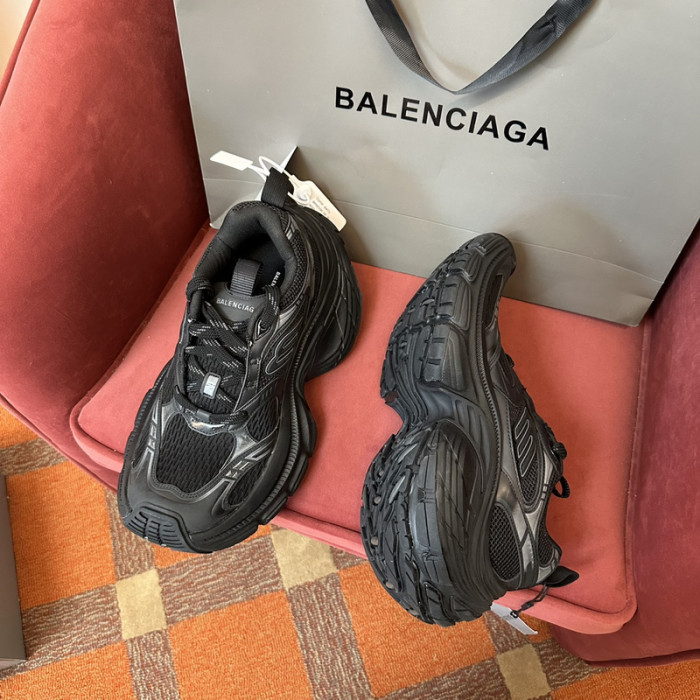 BALENCIAGA 40