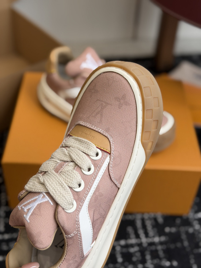 LV snekaers 297