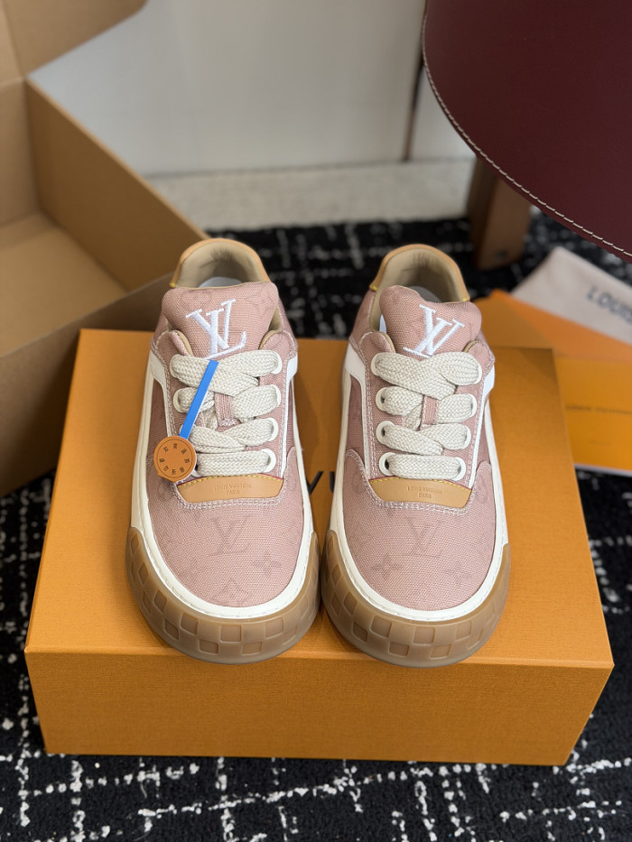 LV snekaers 297
