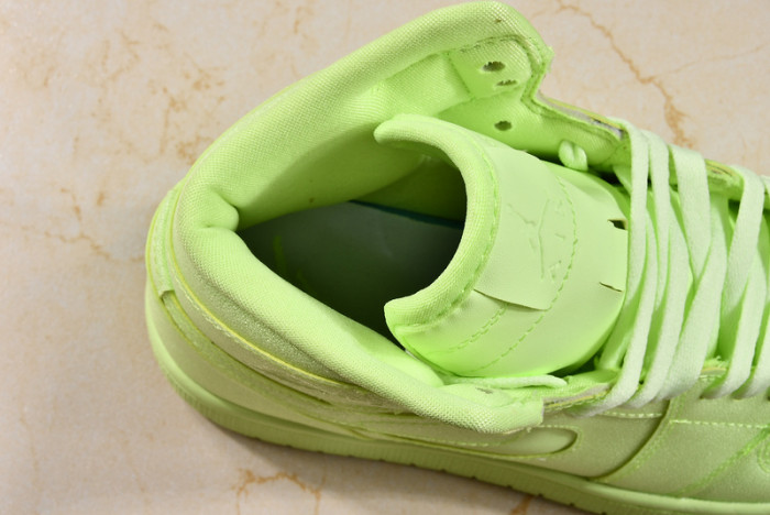 air jordan 1 retro high barely volt ah7389-700