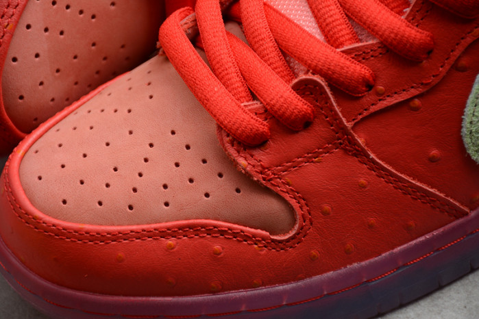 nike dunk low sb "strawberry cough" cw7093-601