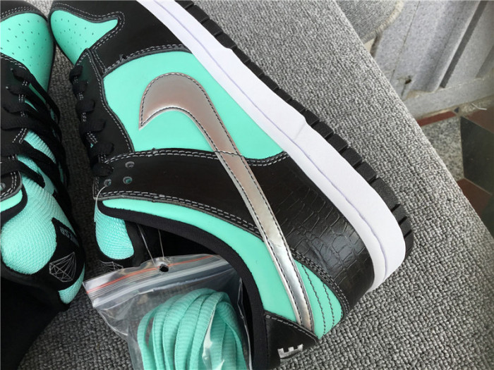 nike dunk sb low Di*m*nd s*pply 304292-402