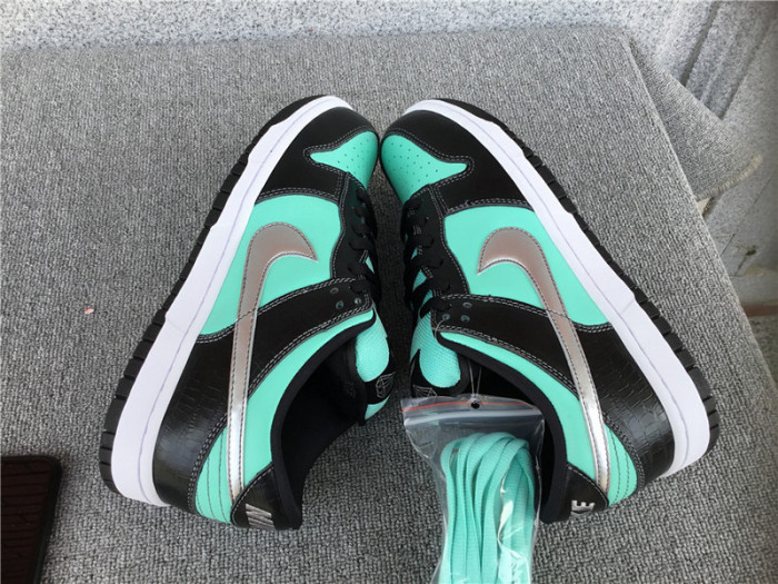 nike dunk sb low Di*m*nd s*pply 304292-402