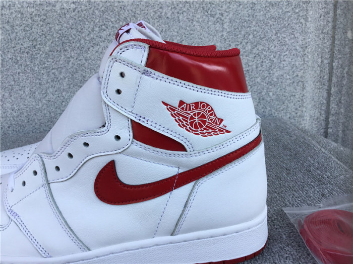 air jordan 1 retro high og “metallic red” 555088-103
