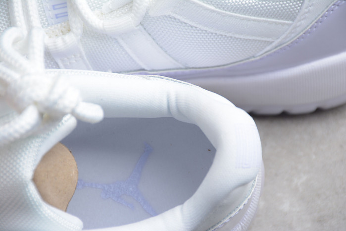 air jordan 11 retro low " pure violet-ah7860-101