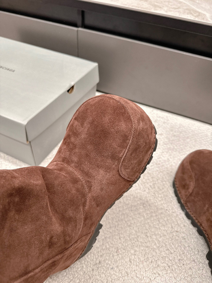 BALENCIAGA BOOT -16