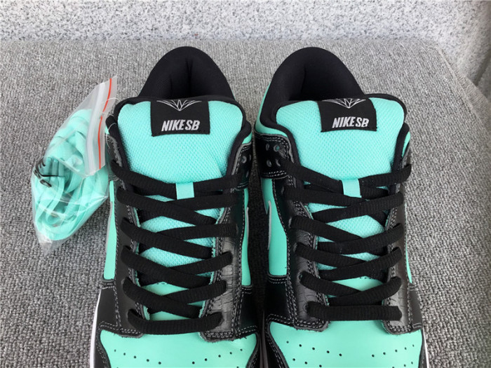 nike dunk sb low Di*m*nd s*pply 304292-402