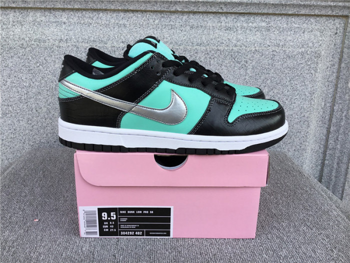 nike dunk sb low Di*m*nd s*pply 304292-402