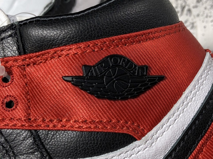 air jordan 1 satin black toe cd0461-016