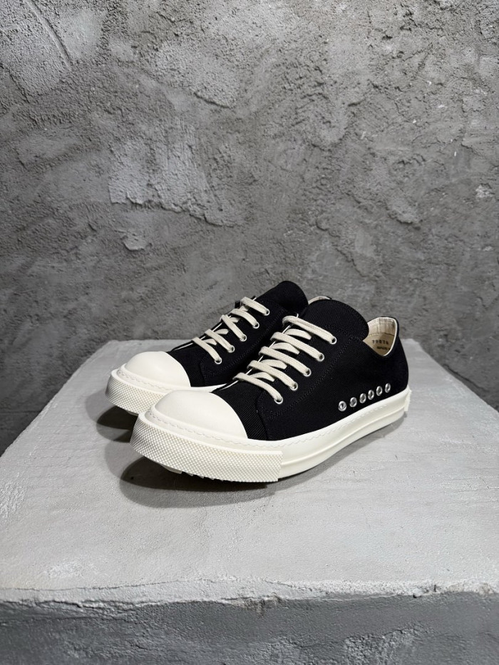 Rick Owen R0000122