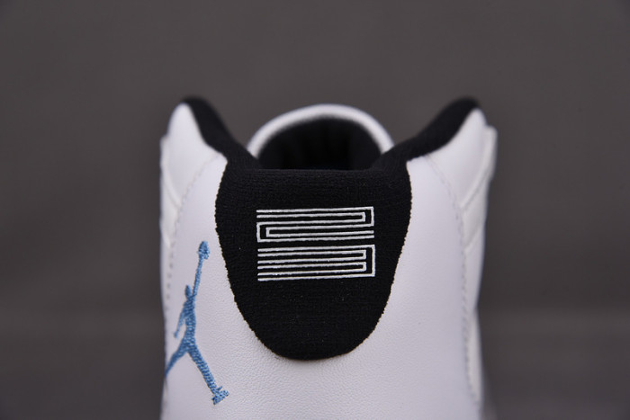 air jordan 11 "legend blue“ 378037-117