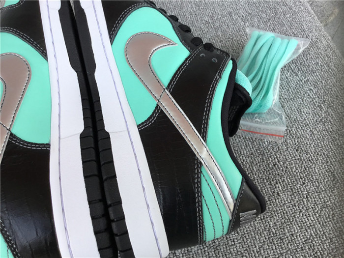 nike dunk sb low Di*m*nd s*pply 304292-402