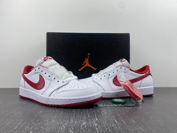 jordan 1 retro low white varsity red-705329-101