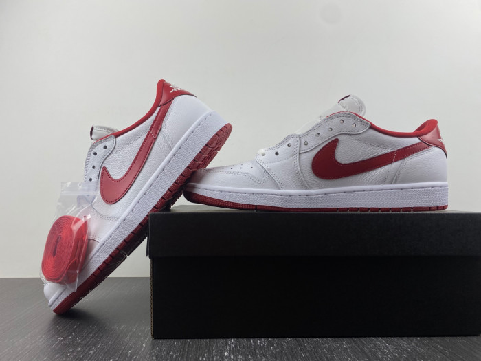 jordan 1 retro low white varsity red-705329-101