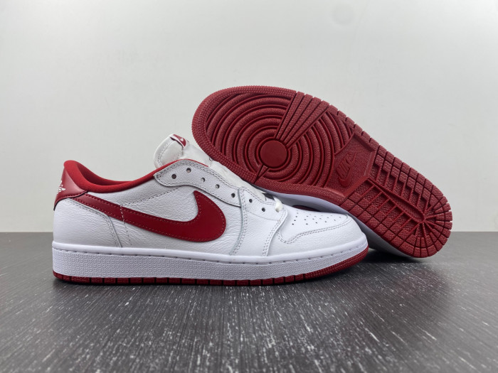 jordan 1 retro low white varsity red-705329-101