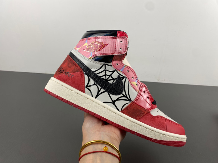 Air Jordan 1 High OG “Next Chapter”SPIDEr 2.0-DV1748-601