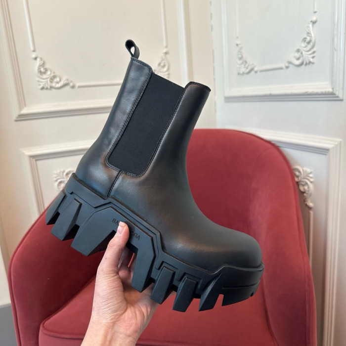 BALENCIAGA BOOT -28
