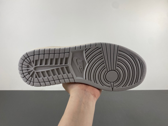 Travis Scott x Air Jordan 1 ” Reverse Mocha “ TS-XS3086-004