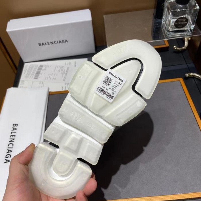 speed trainer sneakers 1000053