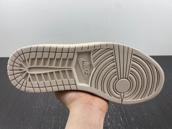 travis scott x air jordan 1 low-777777-777