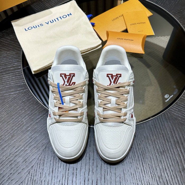 LV snekaers 158