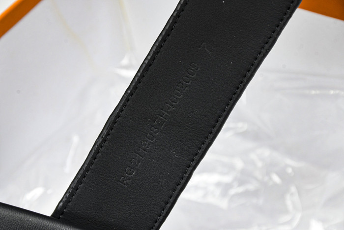 H**me5 Sandal 50