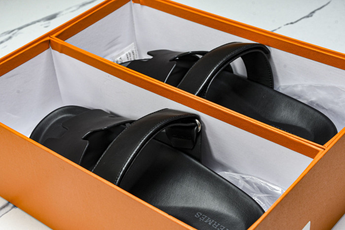 H**me5 Sandal 50