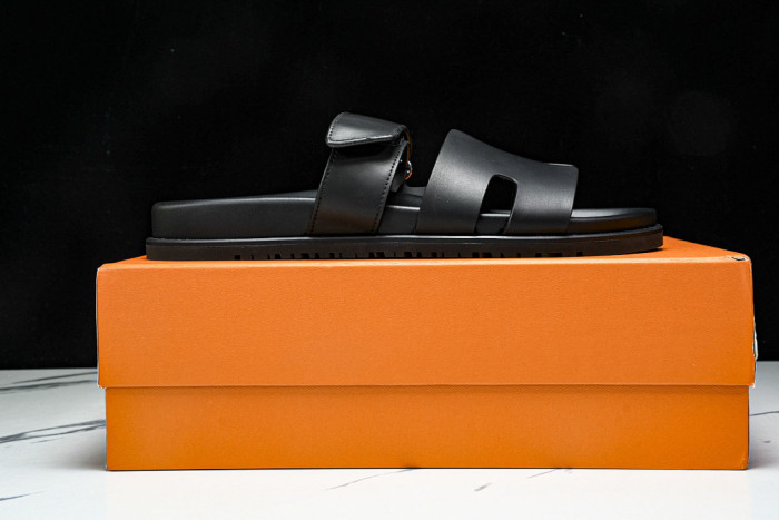 H**me5 Sandal 50