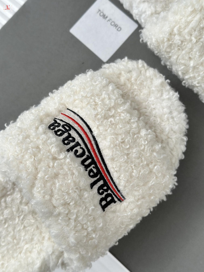 Balenciaga Sandal 16